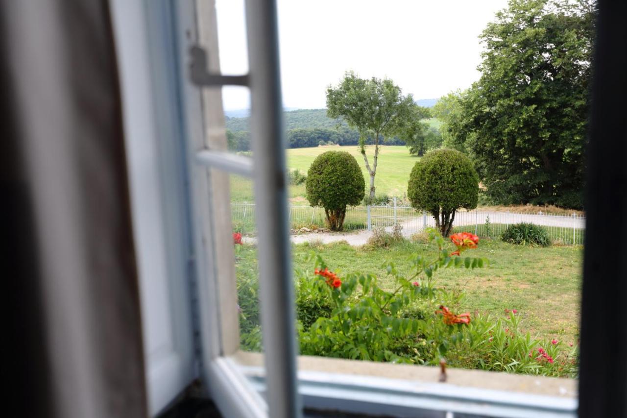 Chateau De Villeneuve - Montolieu Buitenkant foto