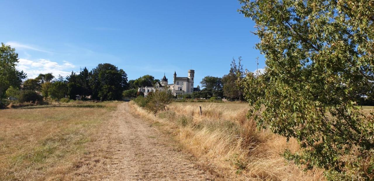 Chateau De Villeneuve - Montolieu Buitenkant foto
